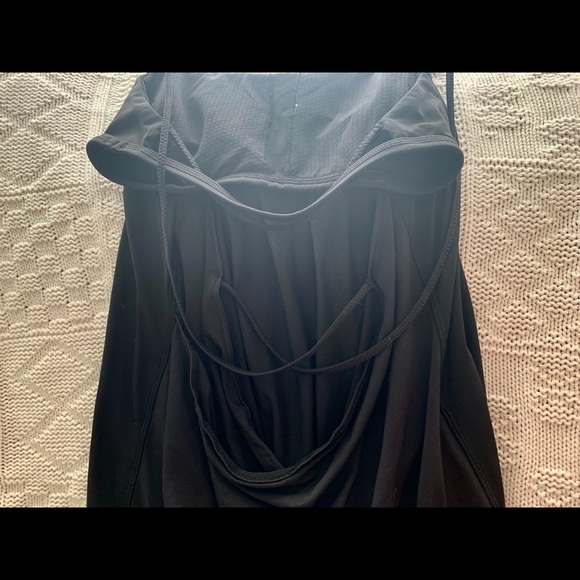 Black lululemon tank - Picture 5 of 5